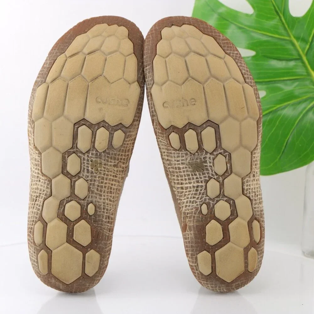 Cushe Mens Surf Slipper Shoe Size 9 Tan Leather Slip On Sneaker Minimalist - Picture 10 of 12